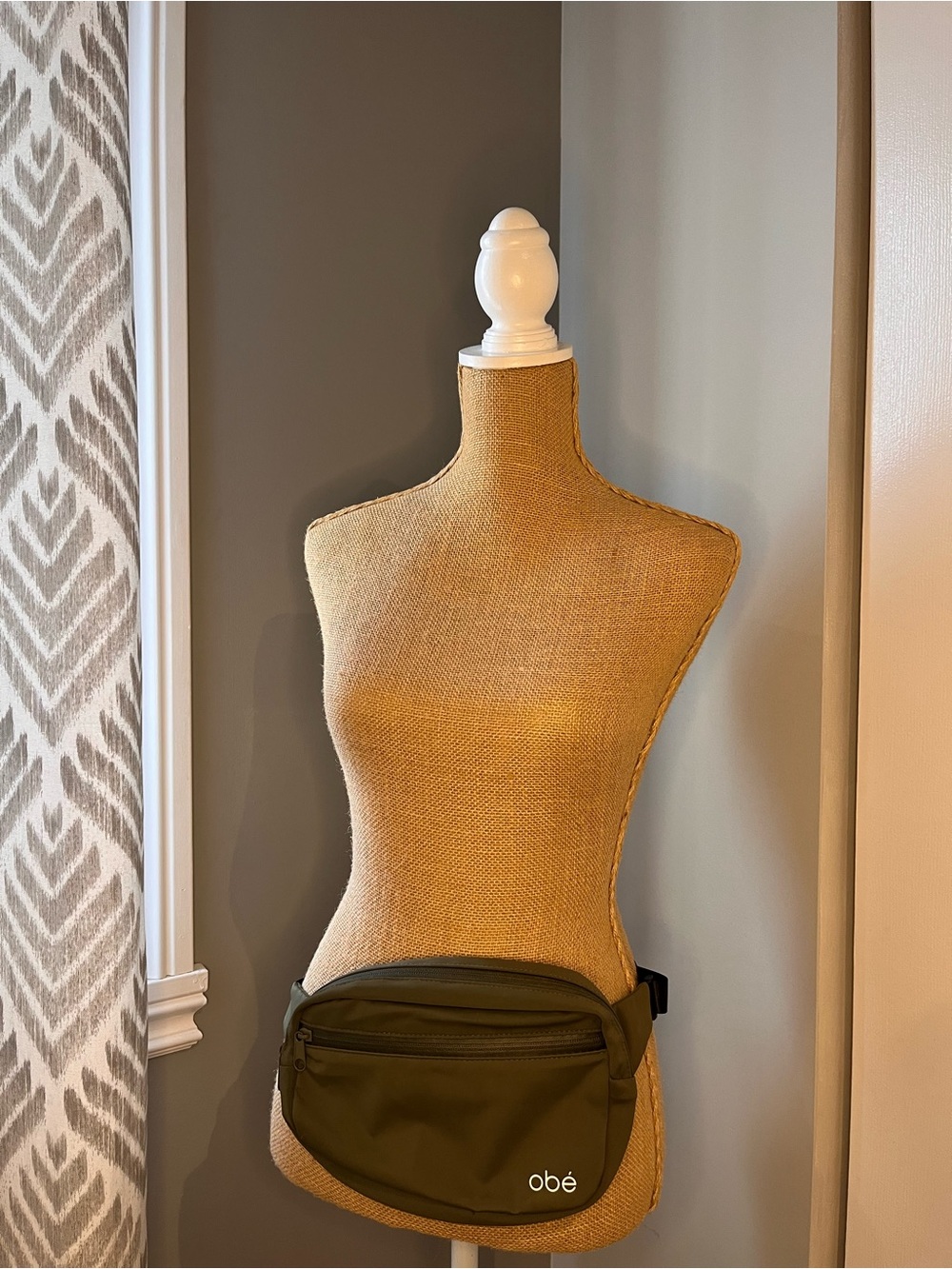 obé Olive Green Crossbody Waist Bag